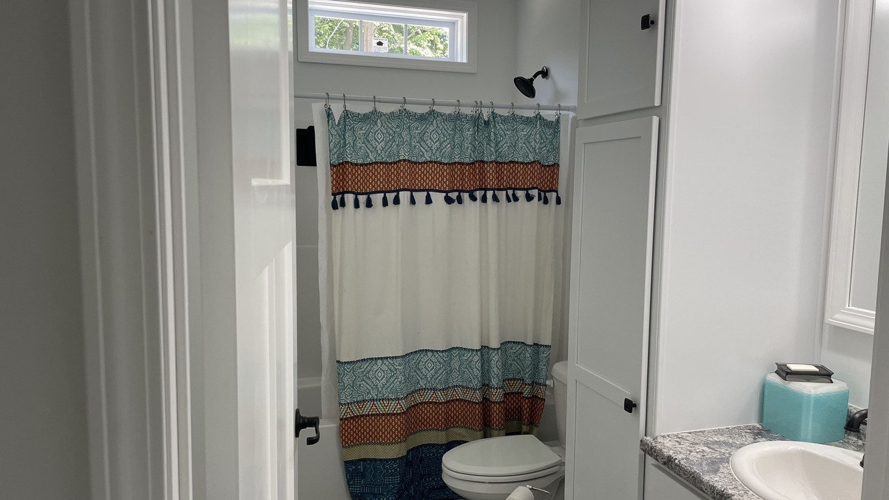 Photo of Bathroom in Lakeside