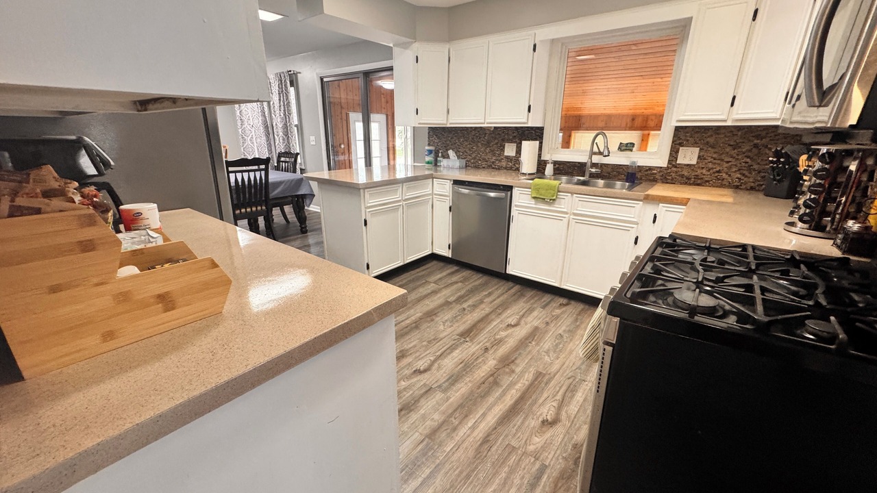 Photo of Kitchen in Westside Connection