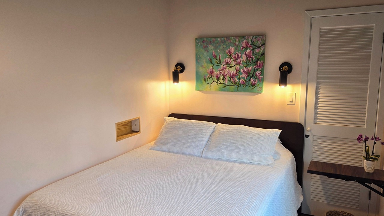 Photo of Bedroom in Michigan City