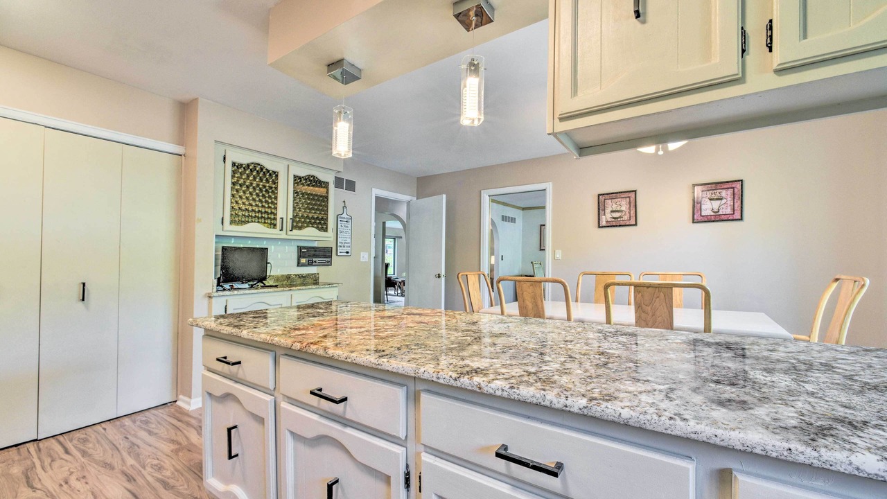 Photo of Kitchen in West Bloomfield