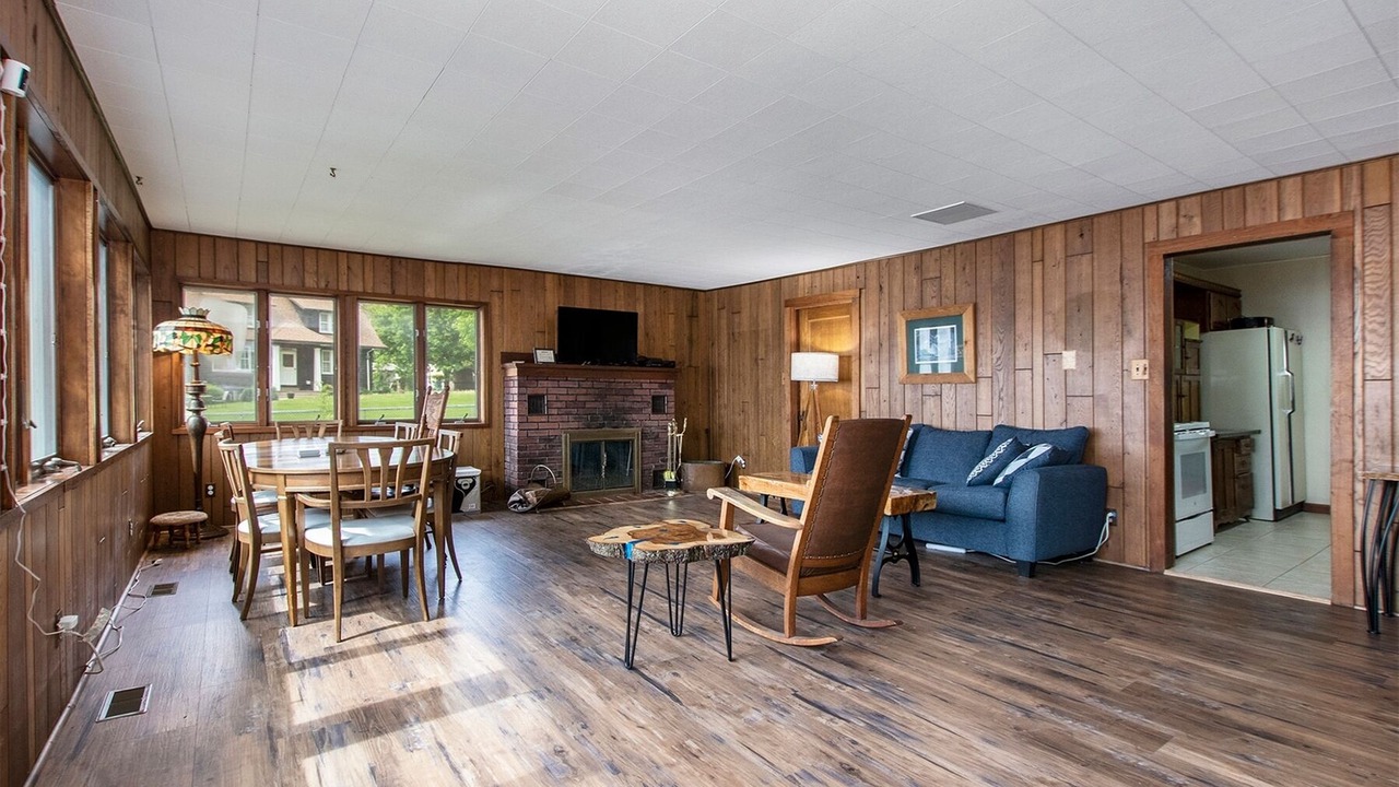 Photo of Livingroom in Kendall