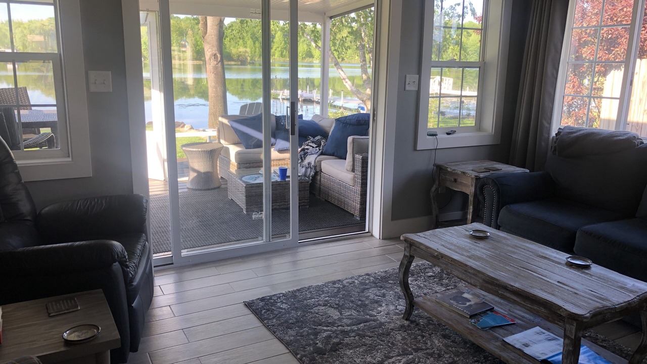 Photo of Livingroom in Columbia City
