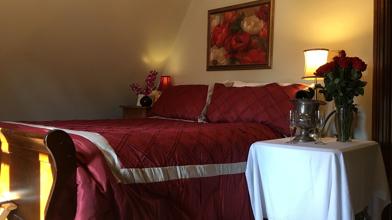 Photo of Bedroom in West Main HIll