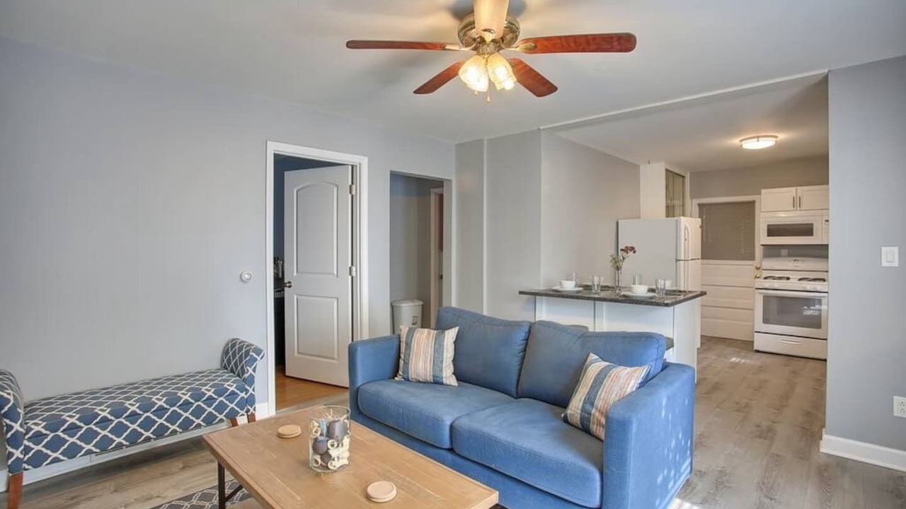 Photo of Livingroom in Urbana