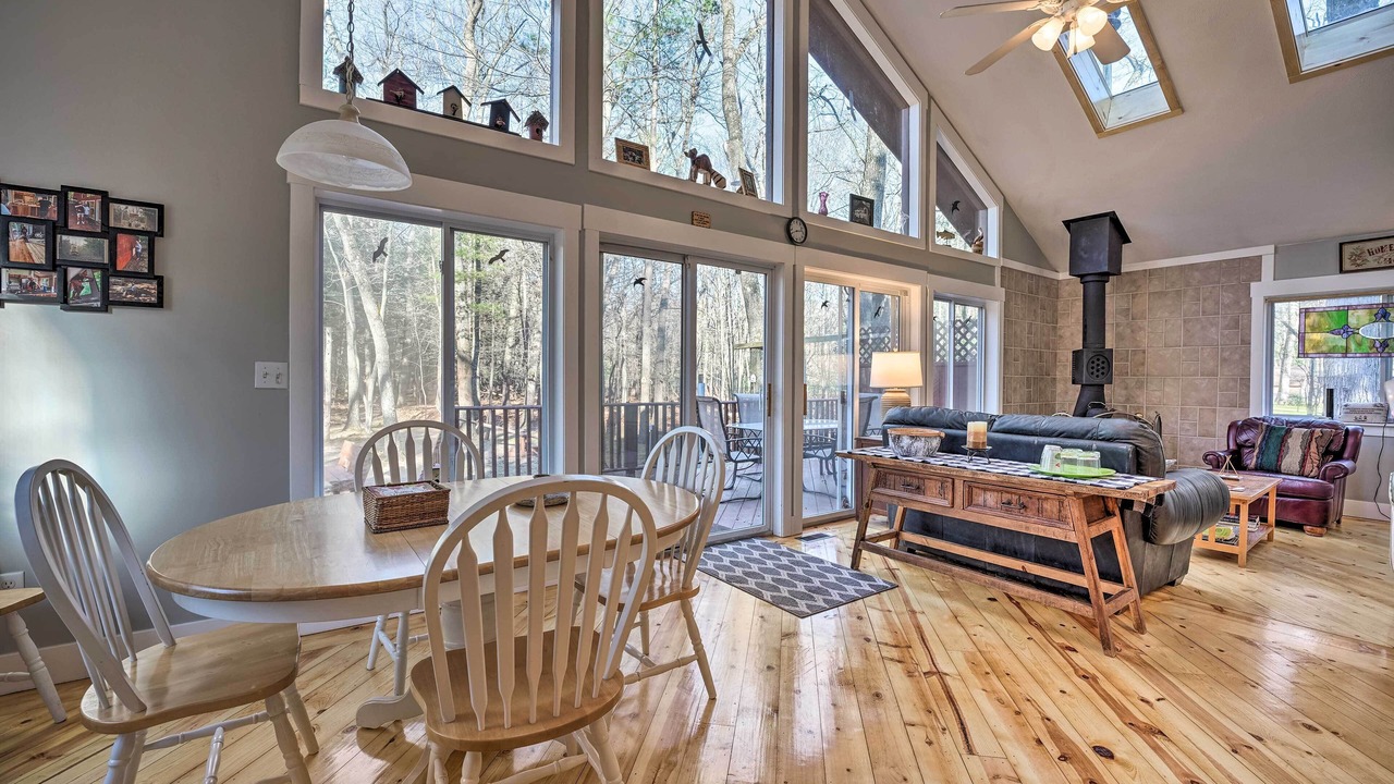 Photo of Bedroom in Montague