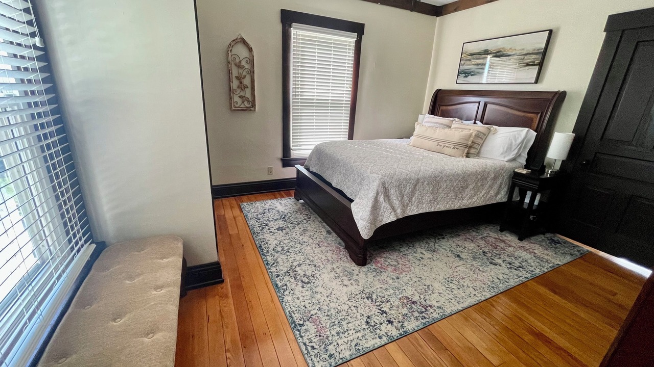Photo of Bedroom in Bath