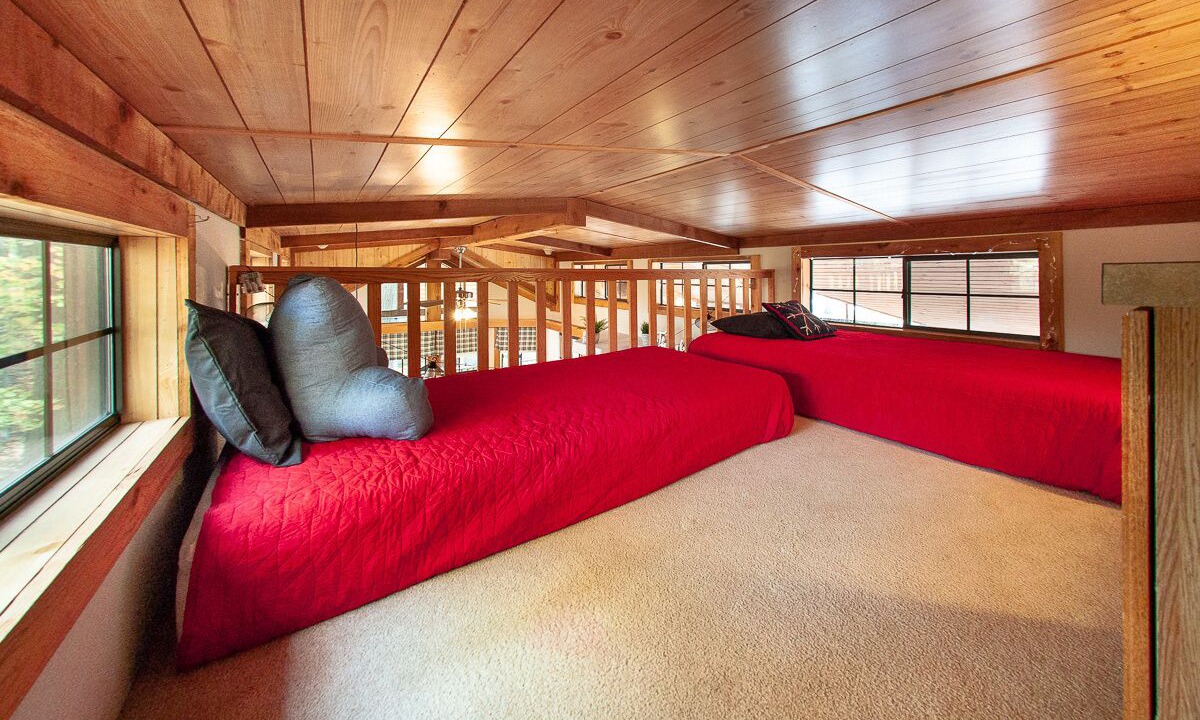 Photo of Bedroom in Three Oaks