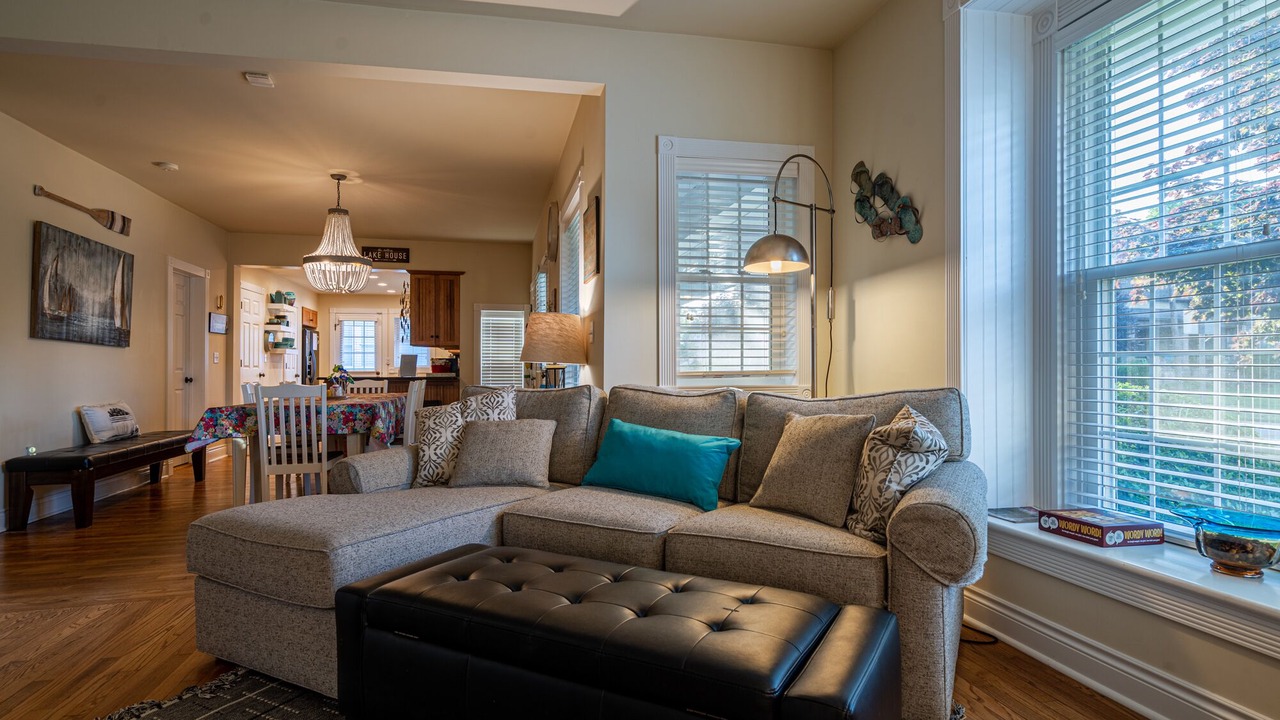 Photo of Livingroom in South Haven