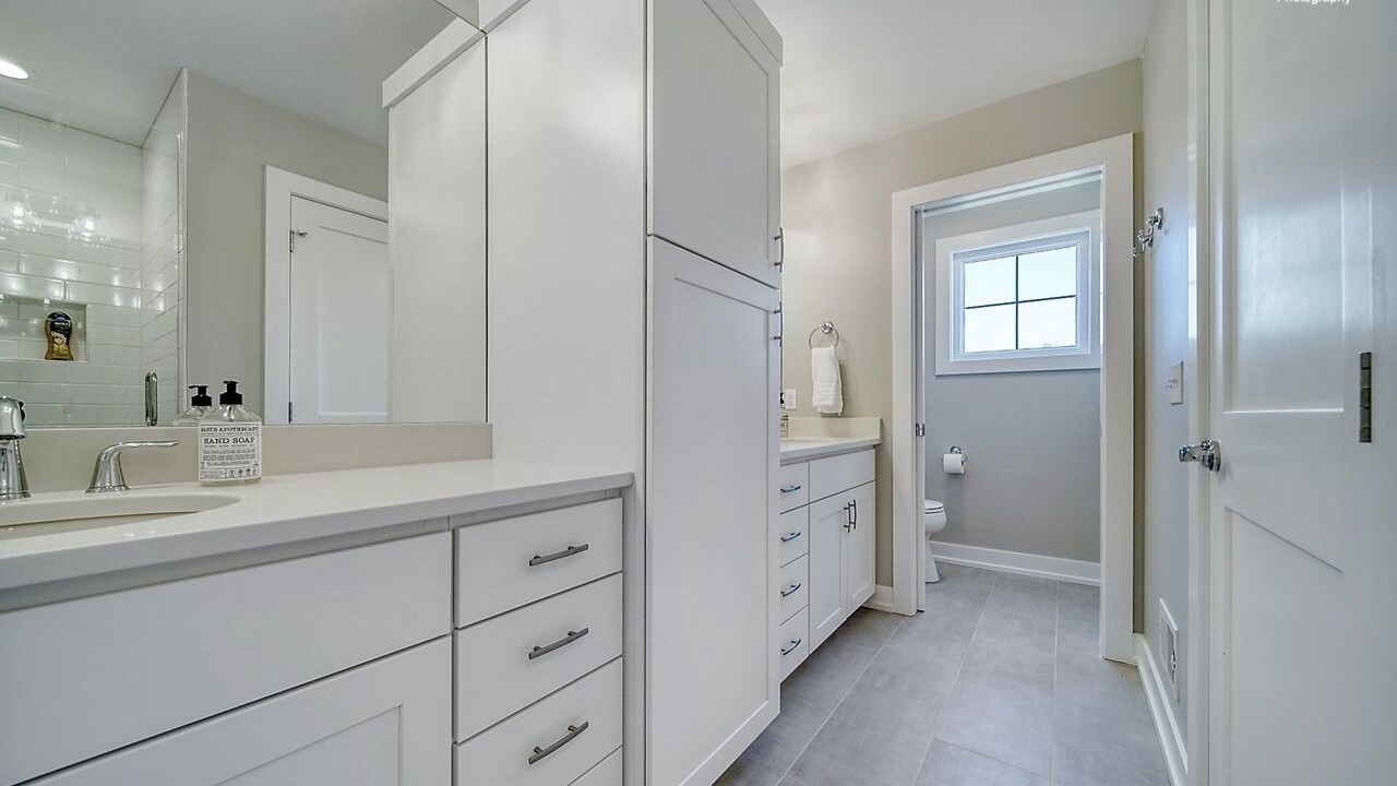 Photo of Bathroom in Douglas
