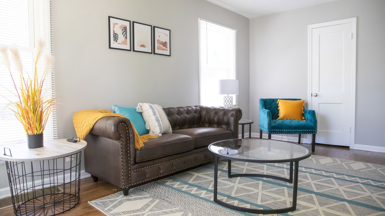 Photo of Livingroom in Creston Heights