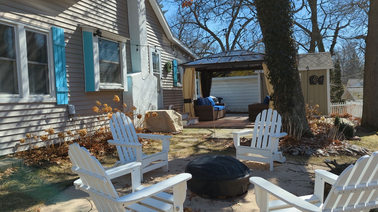 Photo of Others in Spring Lake