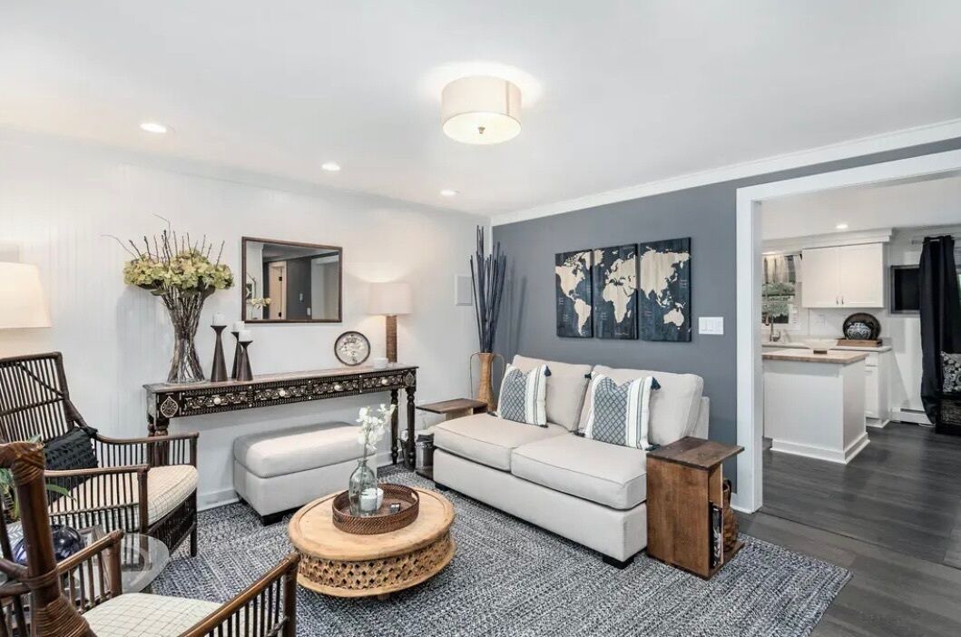 Photo of Livingroom in Three Oaks