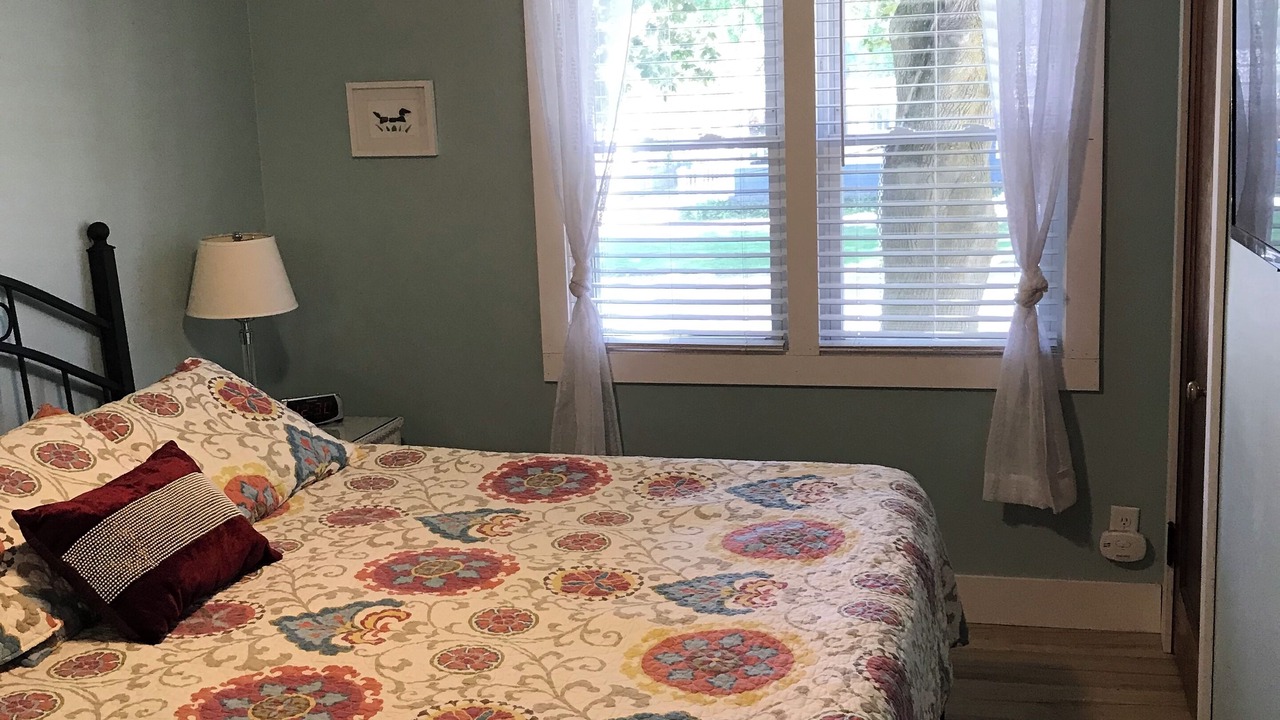 Photo of Bedroom in South Haven