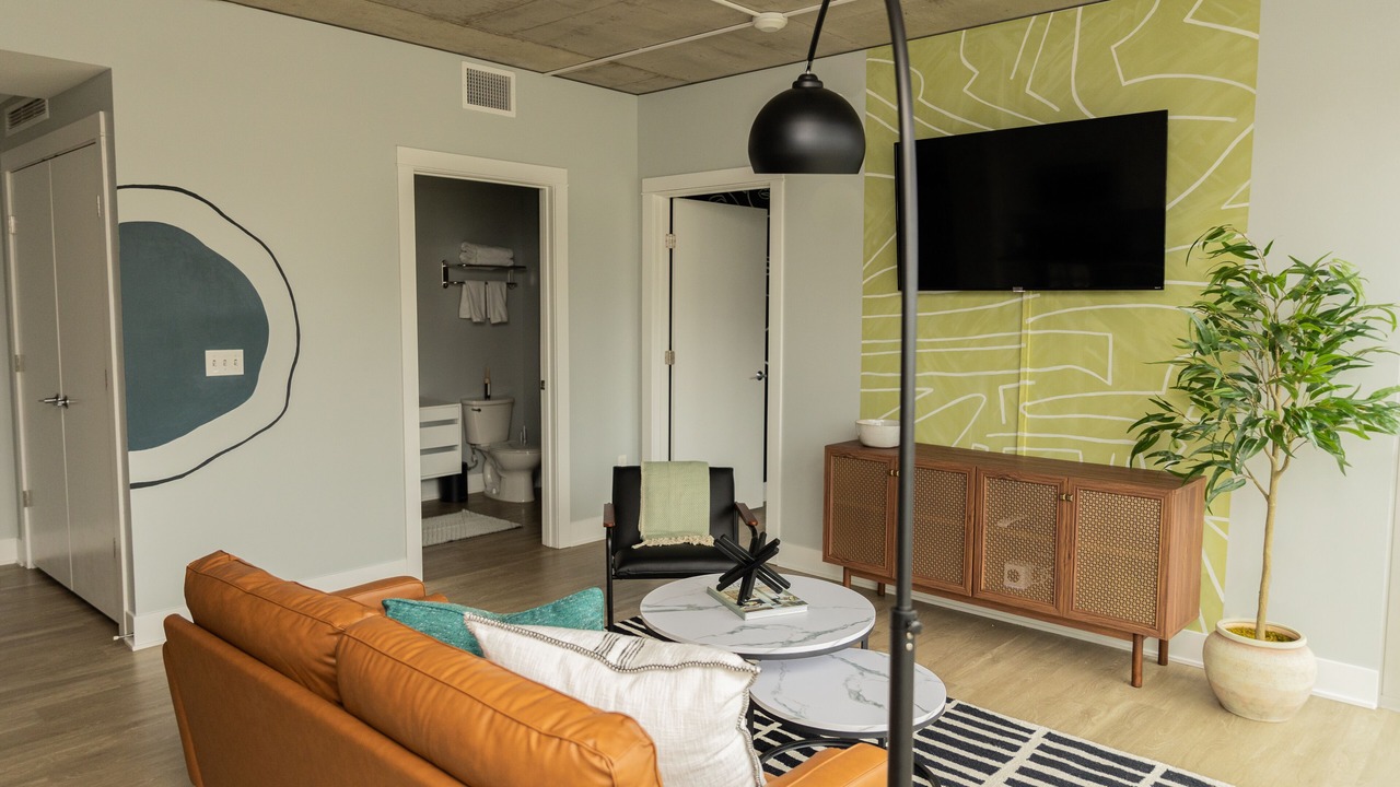 Photo of Livingroom in Downtown