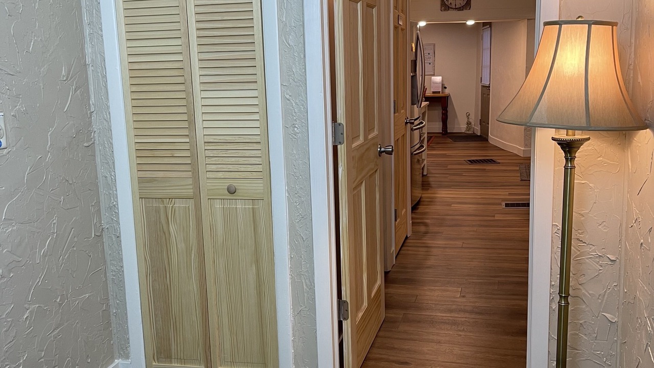 Photo of Bedroom in Seelyville