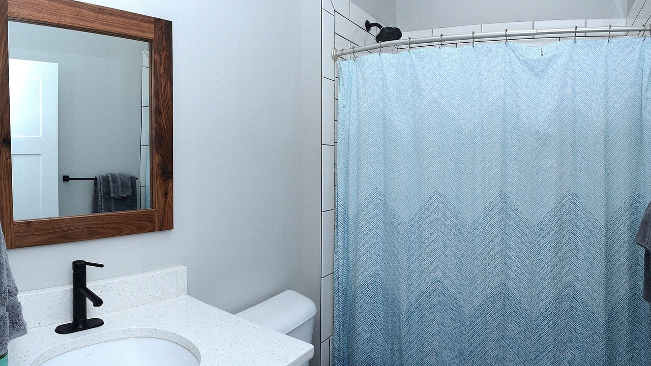 Photo of Bathroom in Near Northside