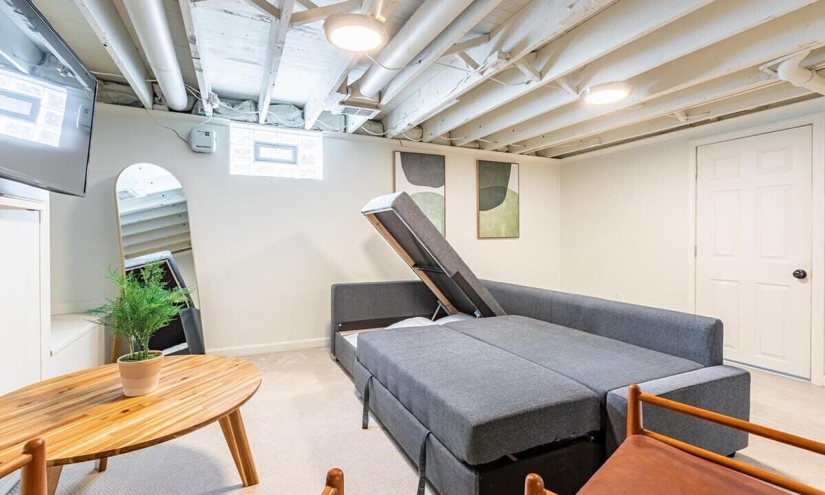 Photo of Livingroom in Plymouth
