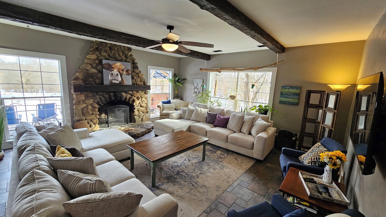 Photo of Livingroom in Indianapolis