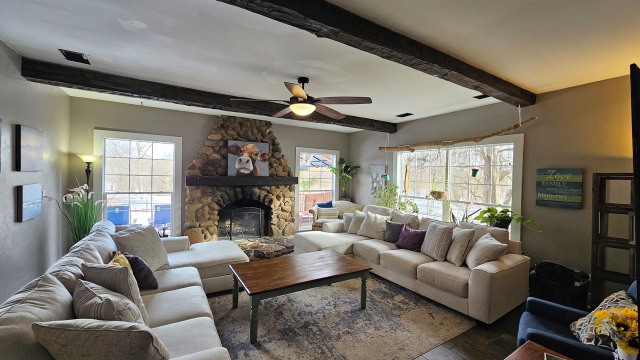 Photo of Livingroom in Indianapolis