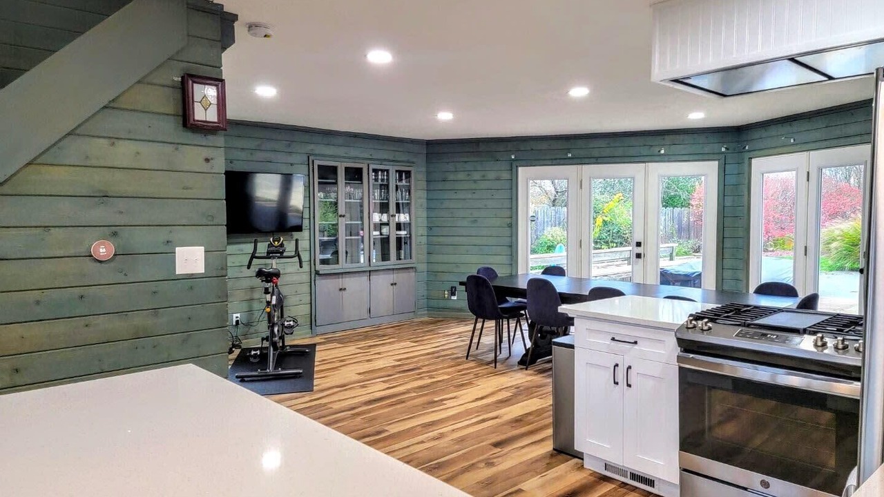 Photo of Kitchen in Paw Paw Lake