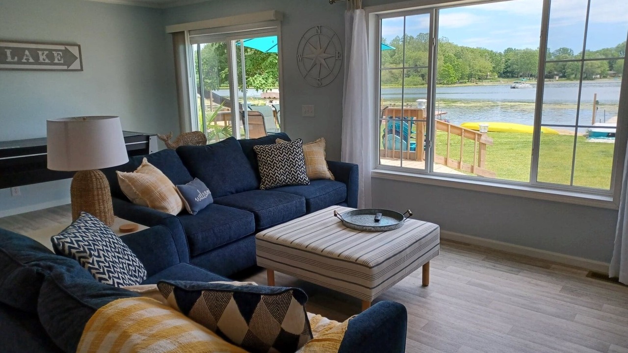 Photo of Livingroom in Deedsville