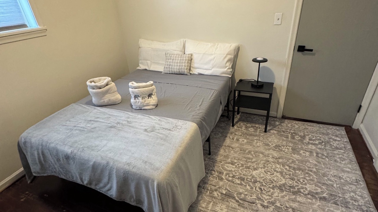 Photo of Bedroom in Dearborn