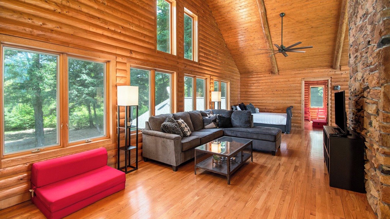 Photo of Livingroom in Fennville