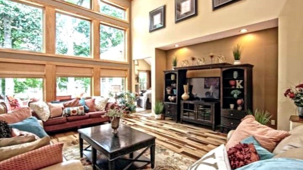 Photo of Livingroom in New Carlisle