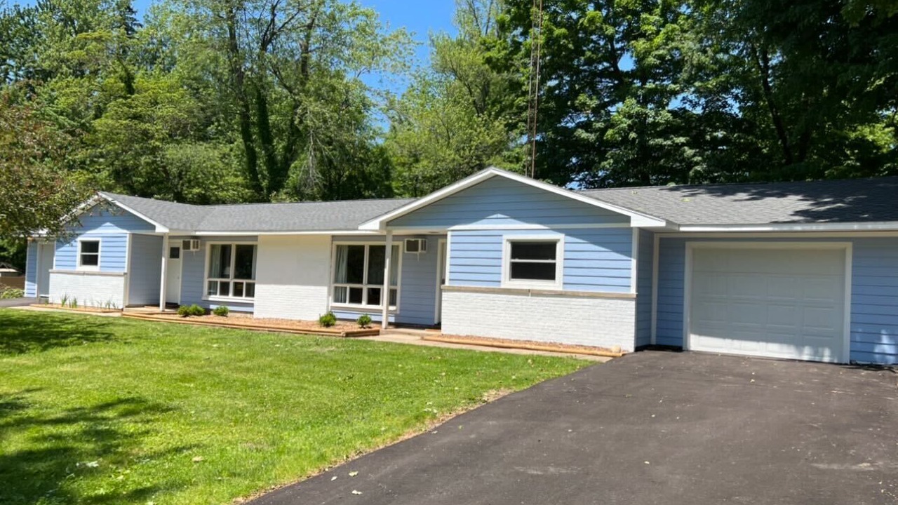 Photo of Outdoor in Paw Paw Lake