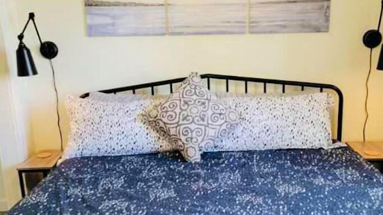 Photo of Bedroom in Paw Paw Lake