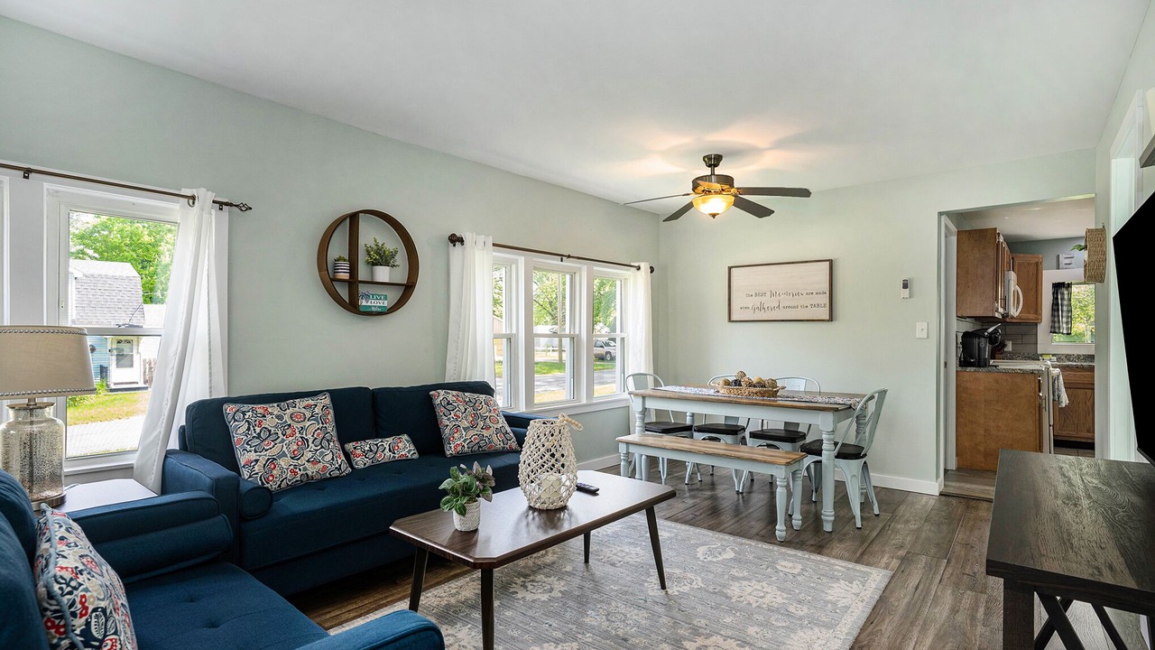 Photo of Livingroom in South Haven