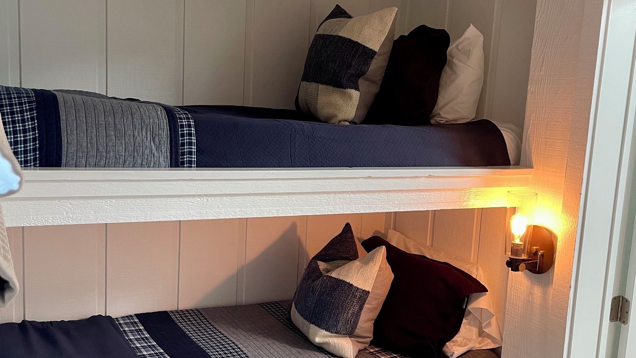 Photo of Bedroom in Saugatuck