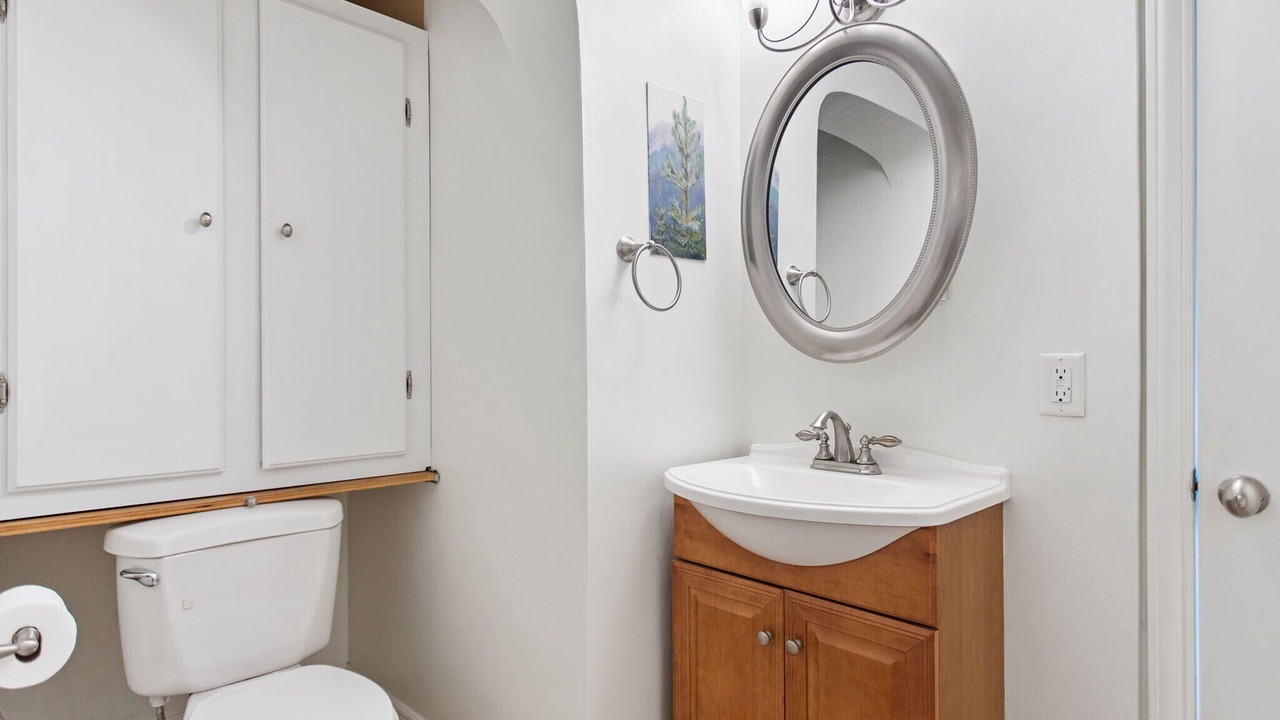Photo of Bathroom in Waukazoo Woods