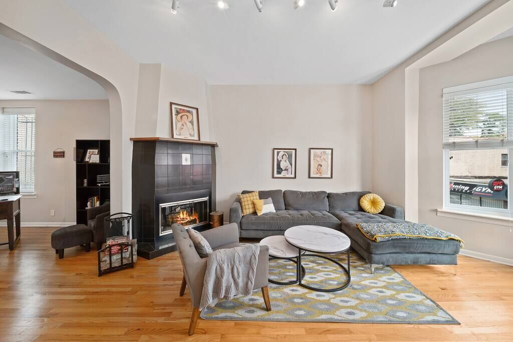 Photo of Livingroom in Lincoln Park