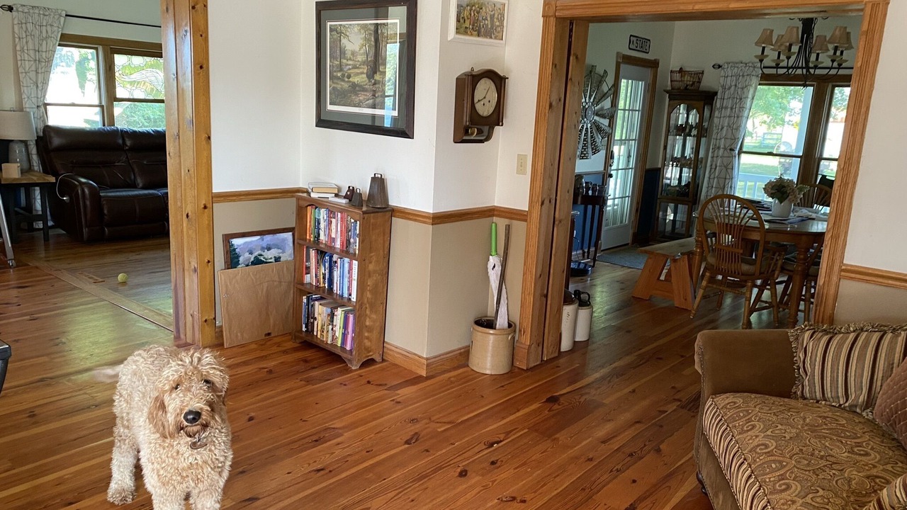 Photo of Livingroom in Rolling Prairie