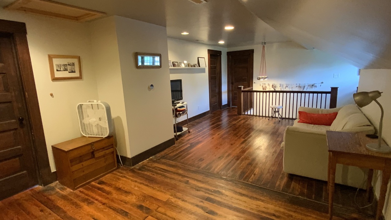Photo of Livingroom in Winona Lake