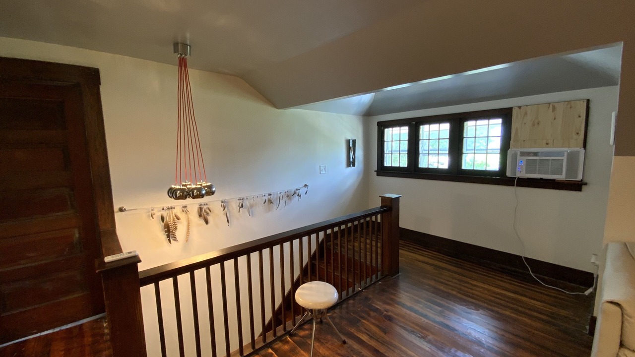 Photo of Livingroom in Winona Lake
