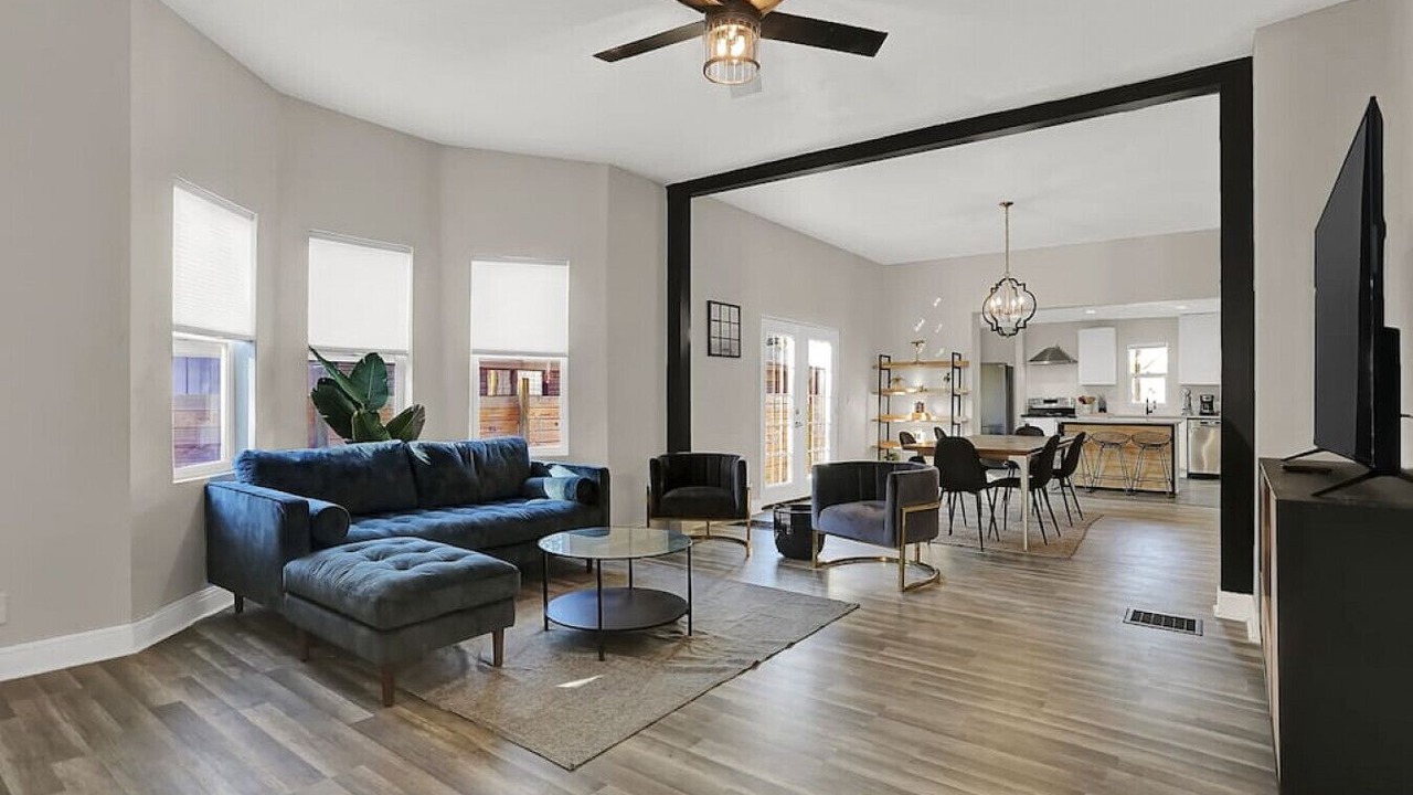 Photo of Livingroom in Fountain Square