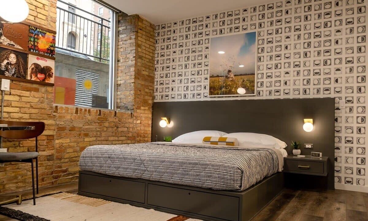 Photo of Bedroom in Downtown