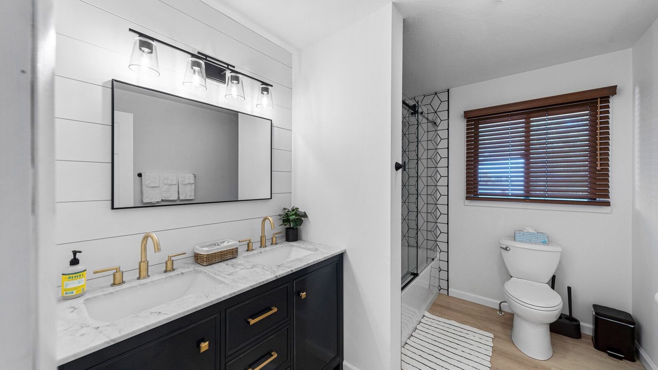 Photo of Bathroom in Cassopolis