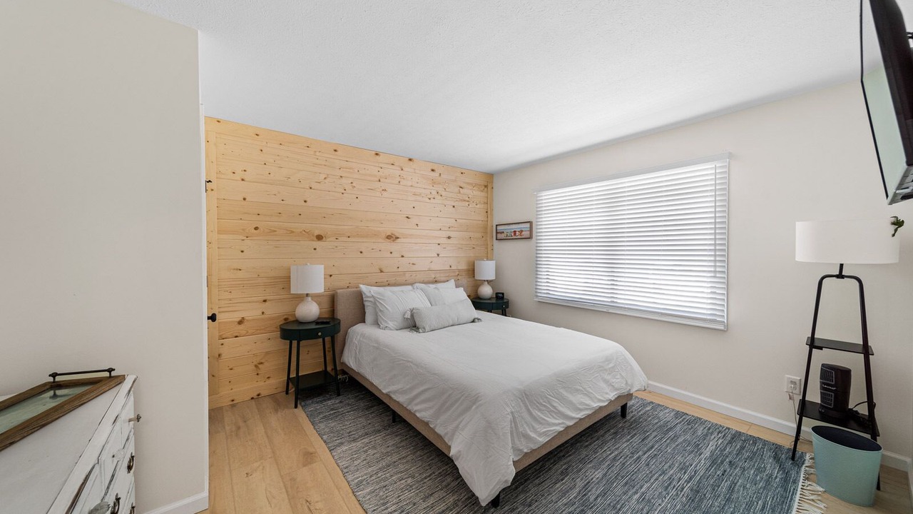 Photo of Bedroom in Cassopolis