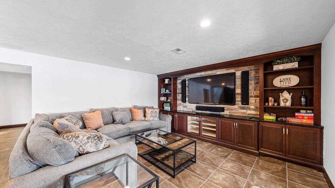 Photo of Livingroom in Cassopolis