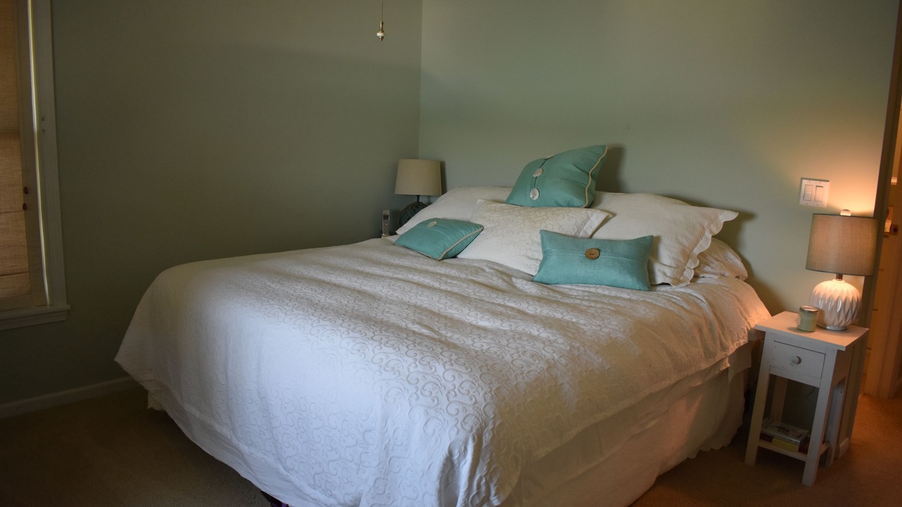 Photo of Bedroom in Cassopolis