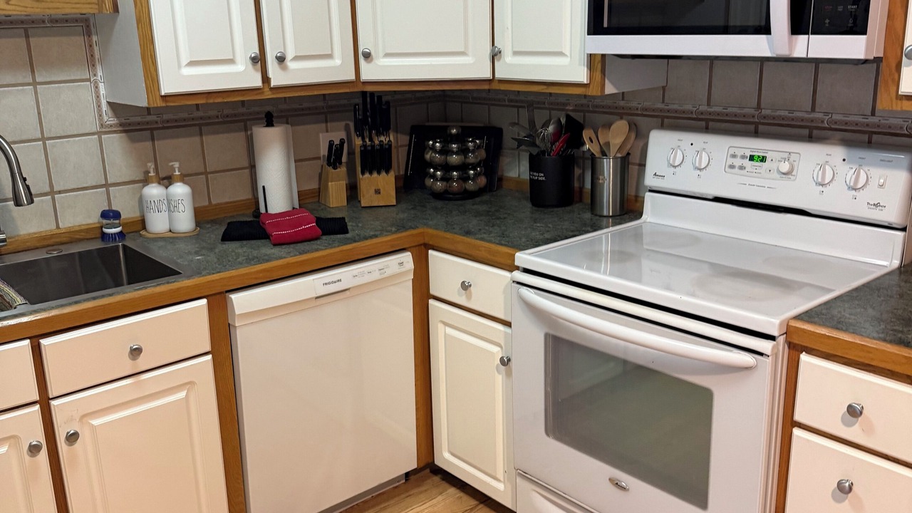 Photo of Kitchen in Macatawa