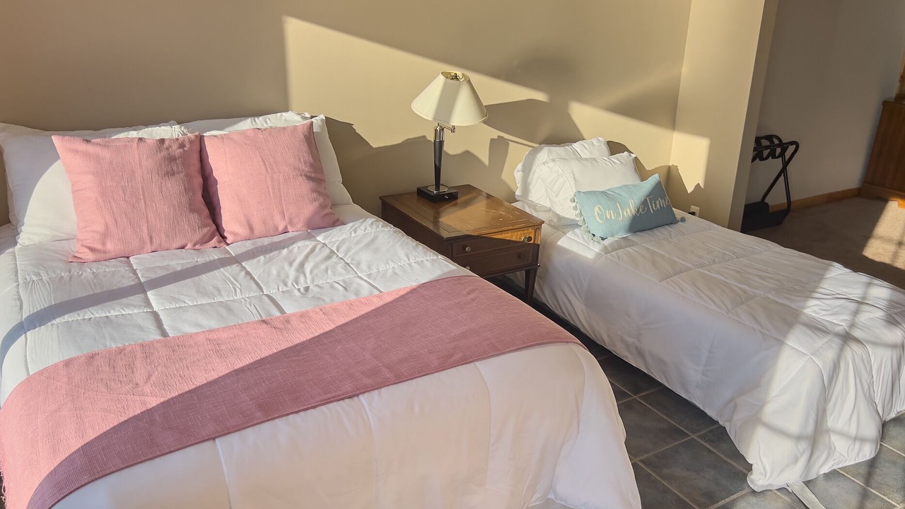 Photo of Bedroom in Sister Lakes