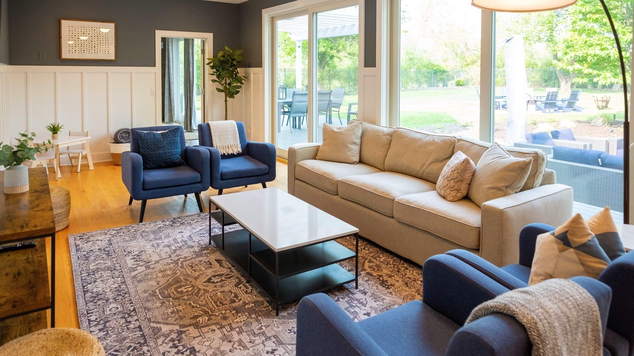 Photo of Livingroom in Sawyer