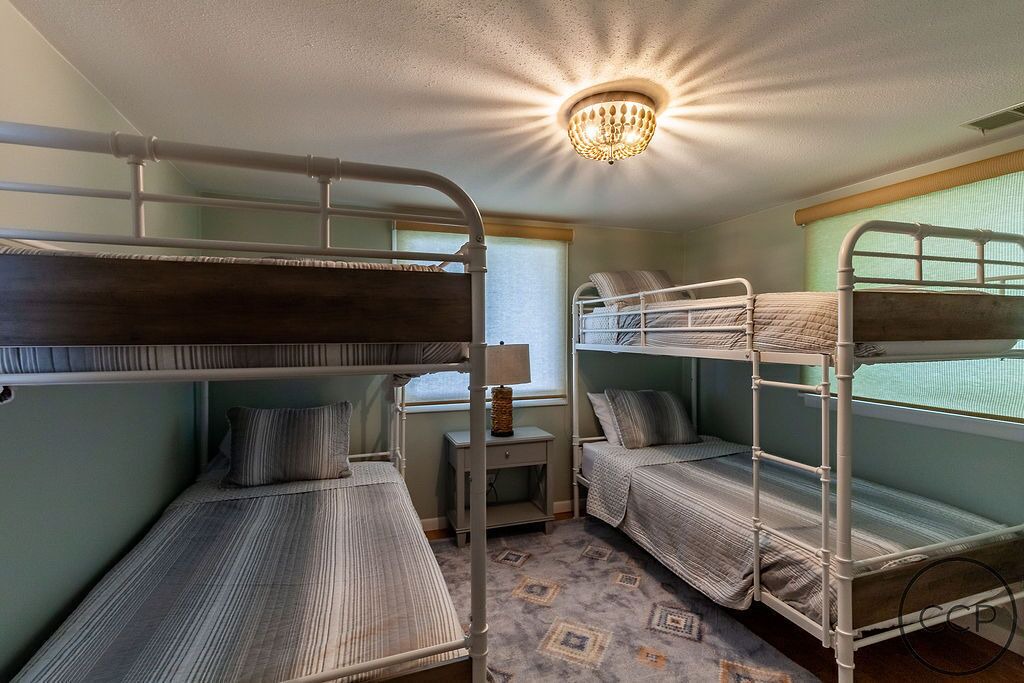 Photo of Bedroom in Montague