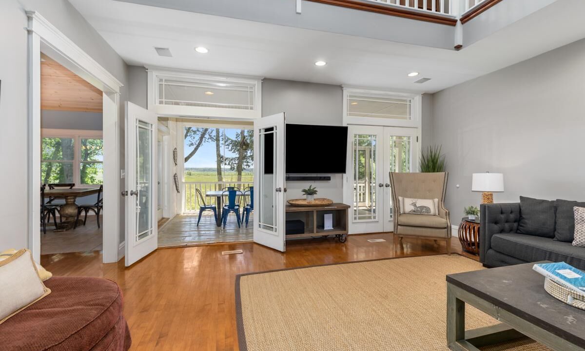 Photo of Livingroom in Saugatuck
