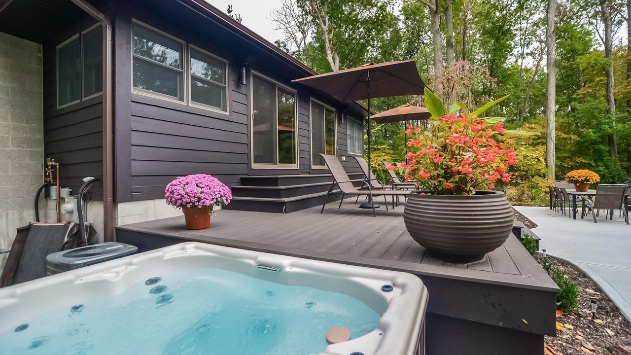 Photo of Patio Balcony in Saugatuck