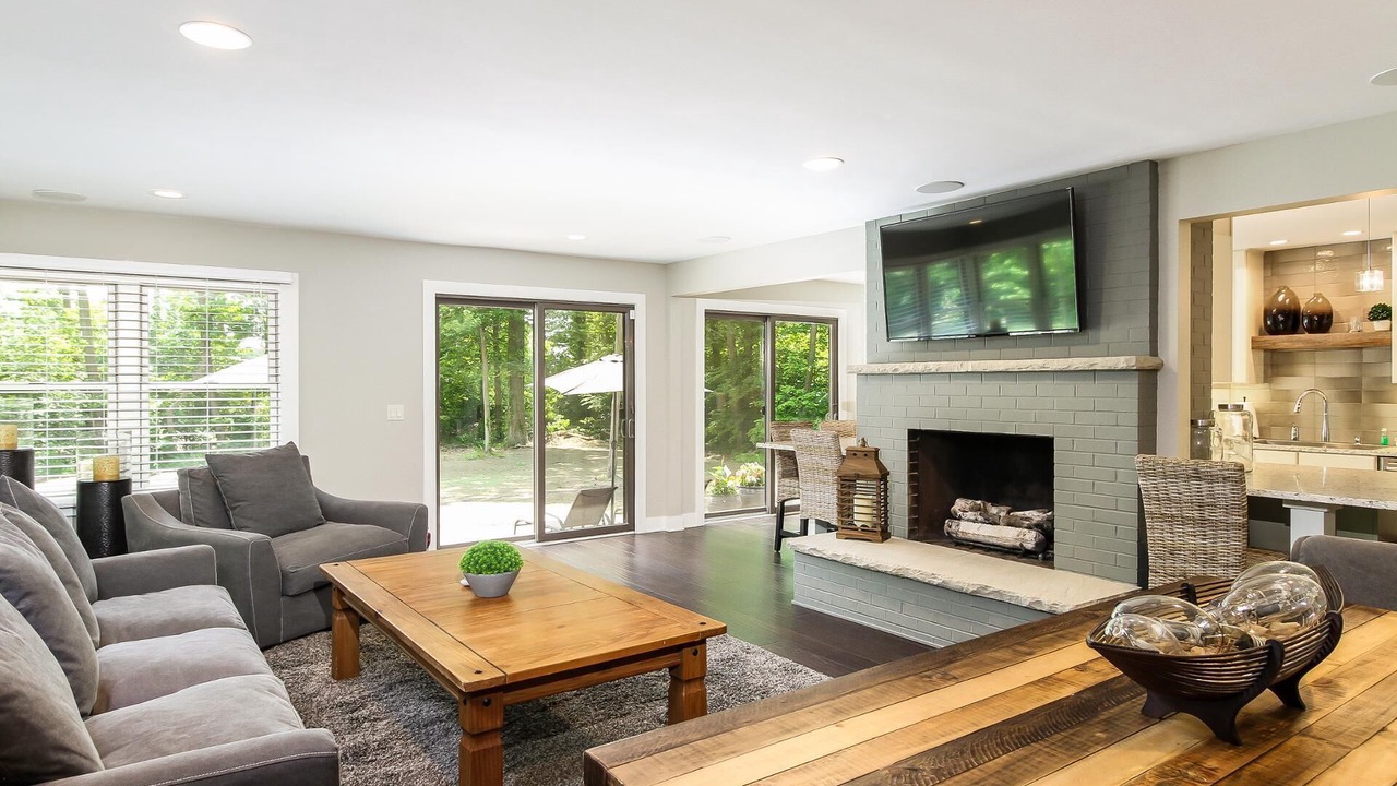 Photo of Livingroom in Saugatuck